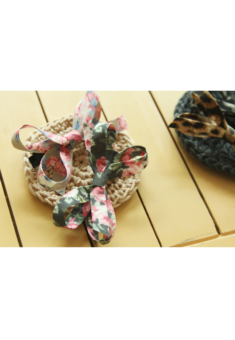 NEW HAIR CLIP HOOP romantic ribbon point tongue pi