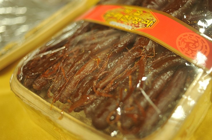 Korea Ginseng Handmade red sea bream and baskets 1