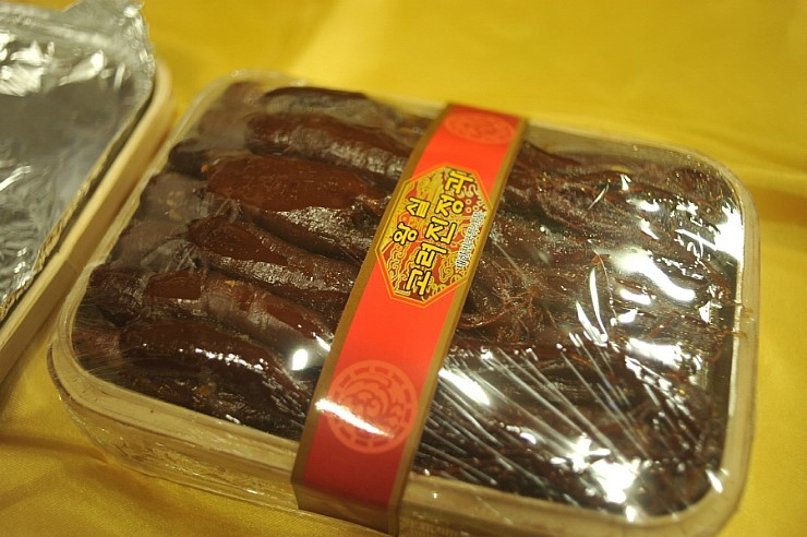 Korea Ginseng Handmade red sea bream and baskets 1