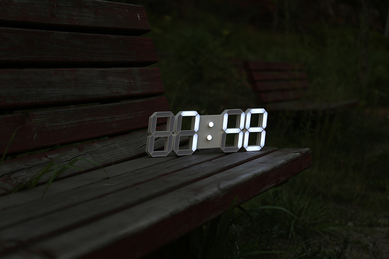 Noiseless digital LED wall clock KIRDINDIN Newlywe