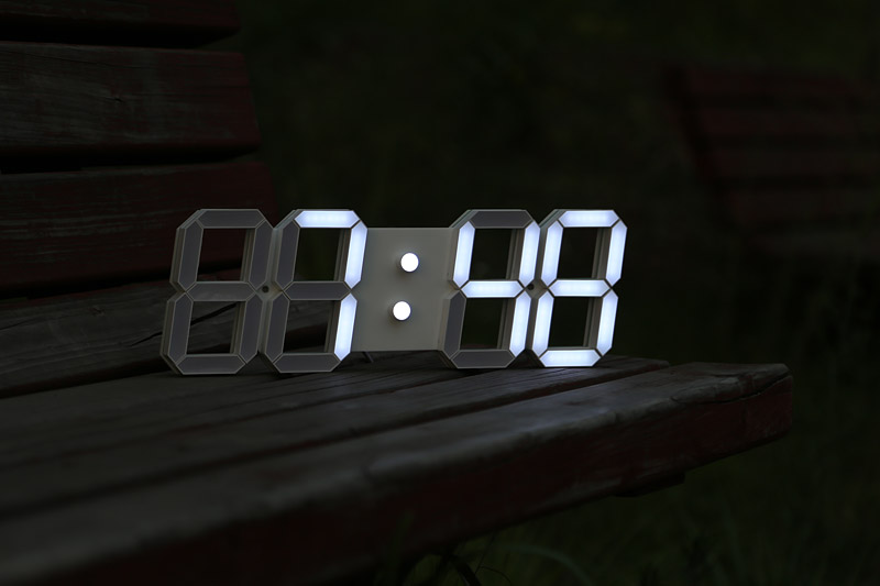 Noiseless digital LED wall clock KIRDINDIN Newlywe