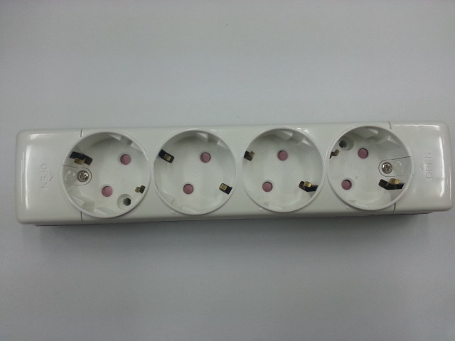 <b><p>Electric wire Frontline VCTF 0.75SQ 2C, 3C</p></b><b><p>電線 Korean VCTF 0.75SQ 2C、3C 1.0 XC 2。 100M00M</p></b><br /><br /><p align='center'>