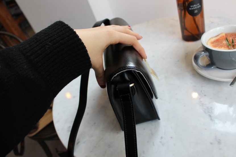 New Natural Cowhide Classic Bag Simple Bag Cross B