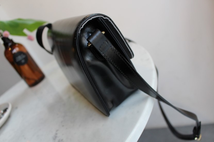 New Natural Cowhide Classic Bag Simple Bag Cross B