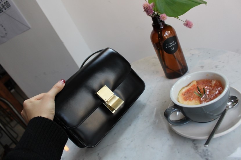 New Natural Cowhide Classic Bag Simple Bag Cross B