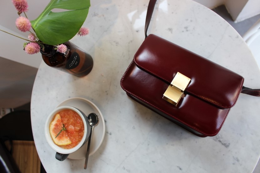 New Natural Cowhide Classic Bag Simple Bag Cross B