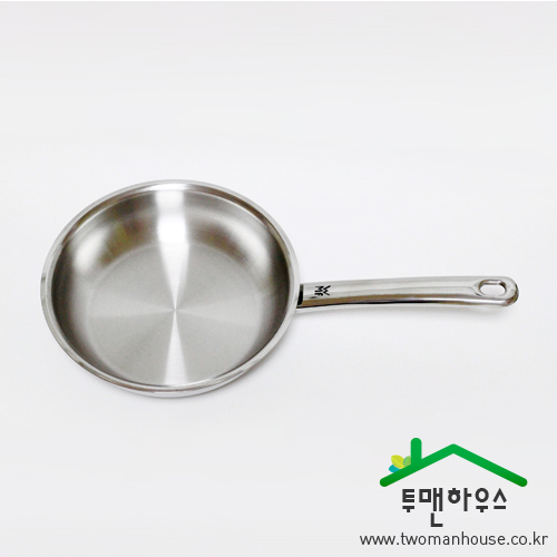 NEW FRYING PAN WMF PROFI Frying pan 20cm 07 9460