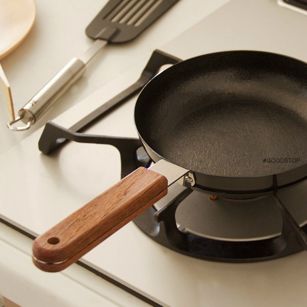 NEW FRYING PAN Japanese specialty amber egg egg pa