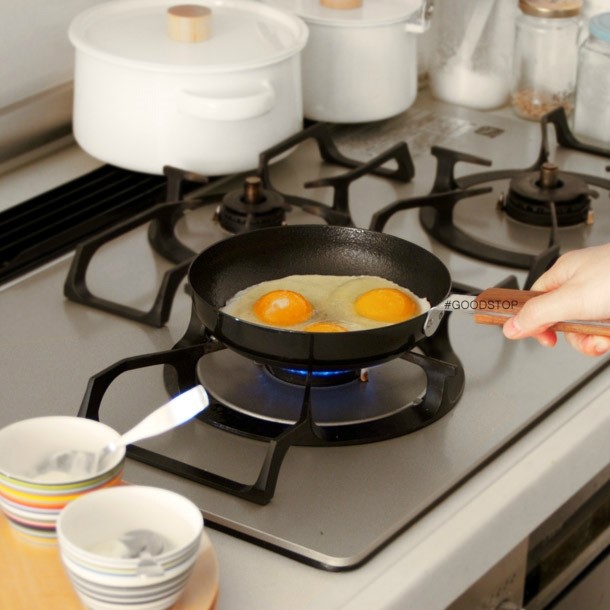 NEW FRYING PAN Japanese specialty amber egg egg pa