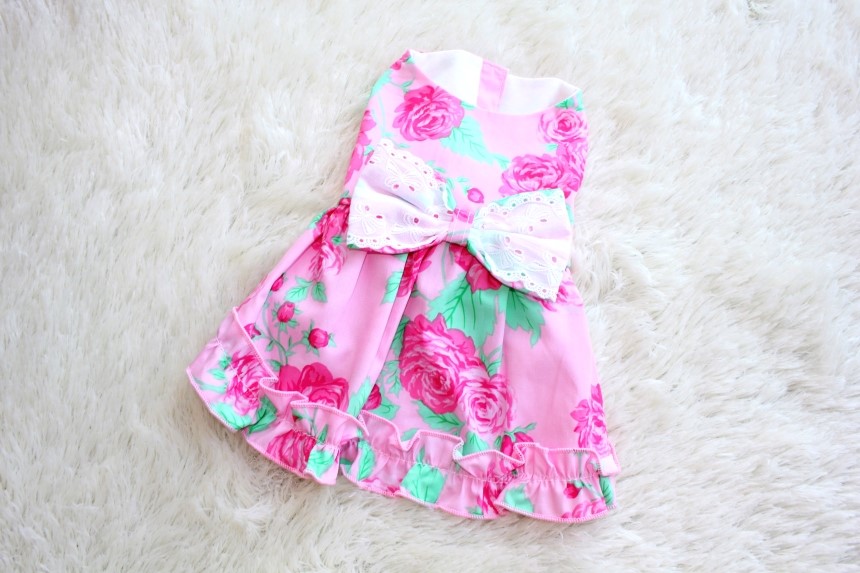 NEW DOG FASHION Flower pattern ruffle puppy dress 