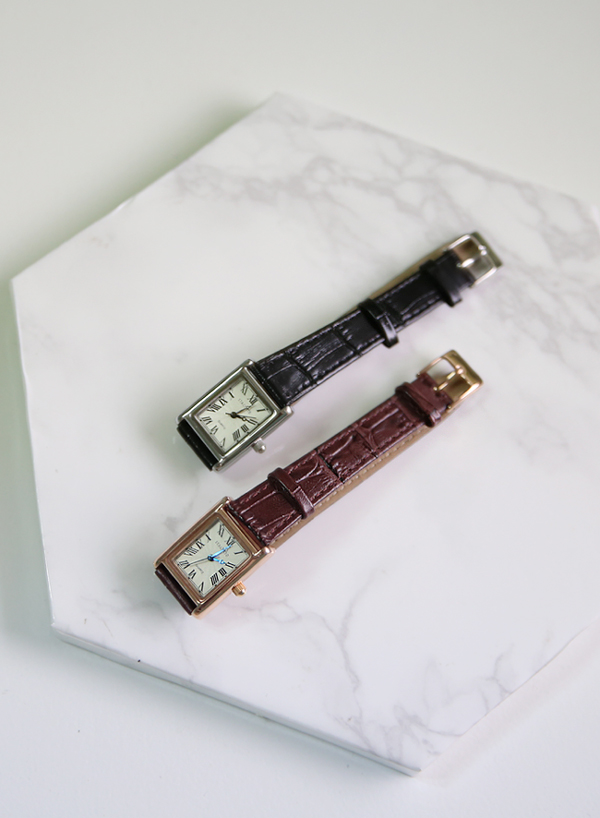 <b><p>female ather clock Stacco Tank so</p></b><b><p>女性 レザー 時計 スタッカート タンクソロ</p></b><br /><br /><p align='center'>