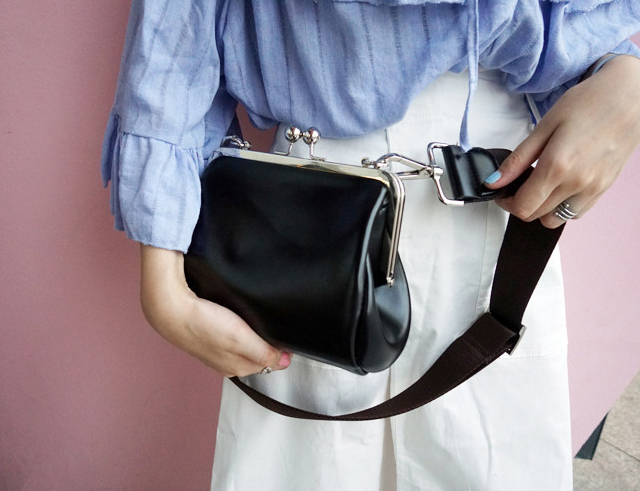 New In-house production - Specials clip Mini back 