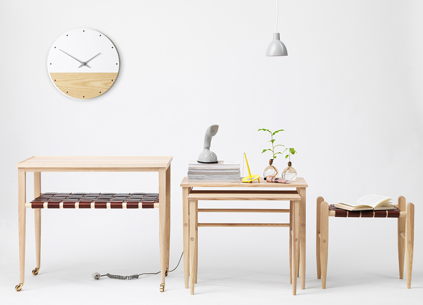 Noiseless wall clock White Yellow Custom made desi