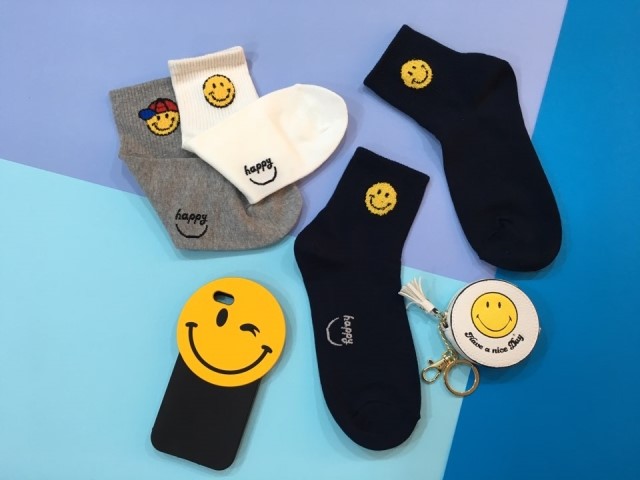 NEW SOCKS COLLECTION Smileys sneakers cute charact
