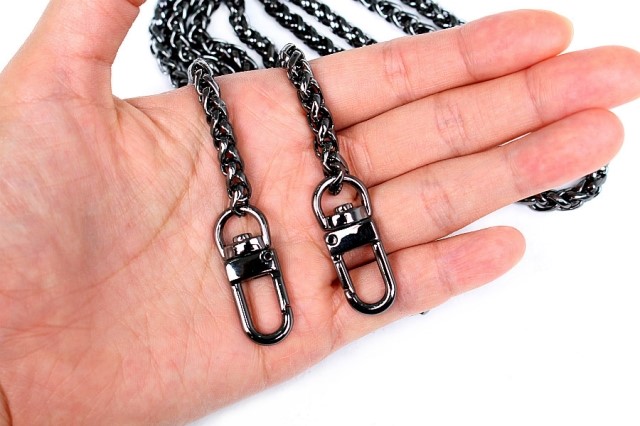 <b><p>Korean Durab Bag chain le ack gold silver</p></b><b><p>韓国語 丈夫 バッグチェーンライン ブラック ゴールド シルバー 鎖 クロスストプ</p></b><br /><br /><p align='center'>