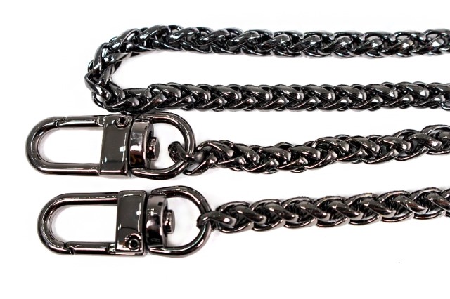 <b><p>Korean Durab Bag chain le ack gold silver</p></b><b><p>韓国語 丈夫 バッグチェーンライン ブラック ゴールド シルバー 鎖 クロスストプ</p></b><br /><br /><p align='center'>