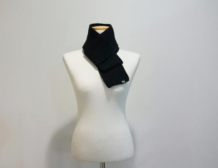 Lemonade point short muffler woman shawl man coupl