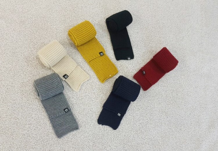 Lemonade point short muffler woman shawl man coupl