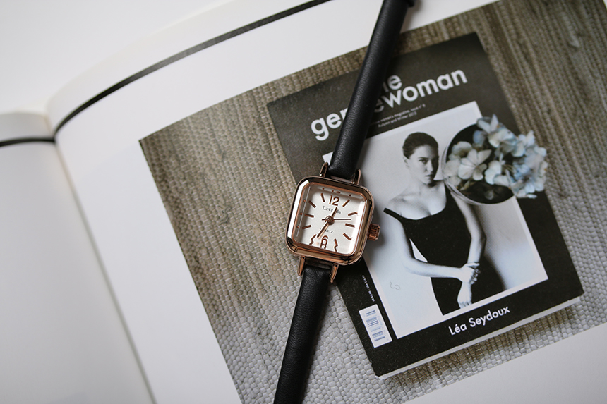 <b><p>thin leaer clock ma wrist square fason 30</p></b><b><p>薄い レザー 時計 女性の手首 正方形 ファッション 30貸し出し フレンドの贈り物</p></b><br /><br /><p align='center'>