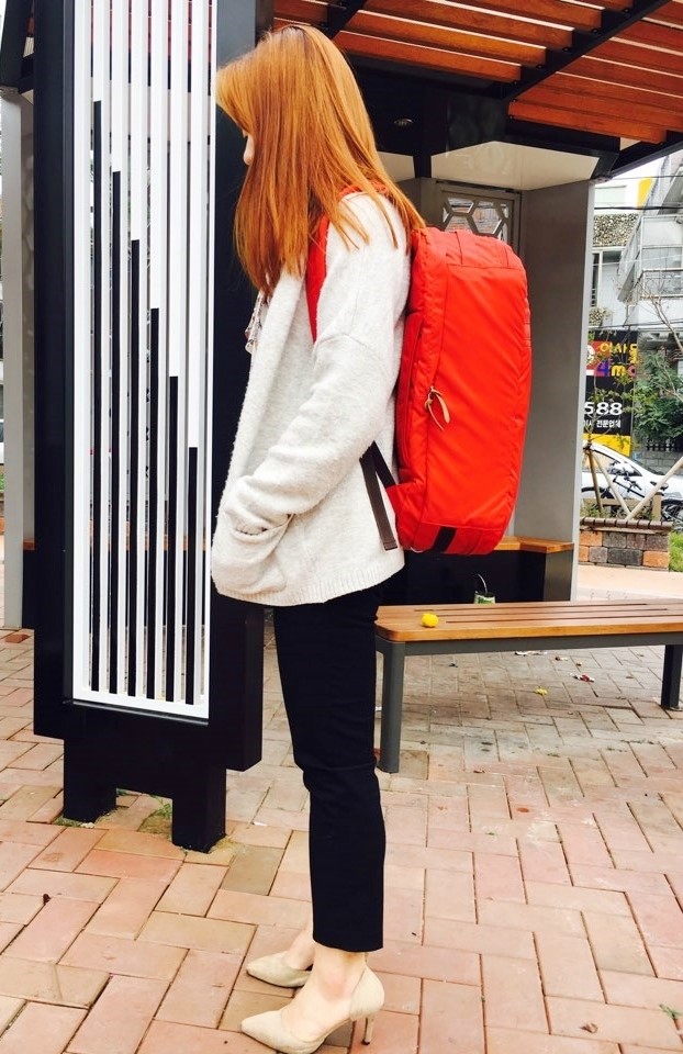 Light travel bag carrier backpack backpack man wom