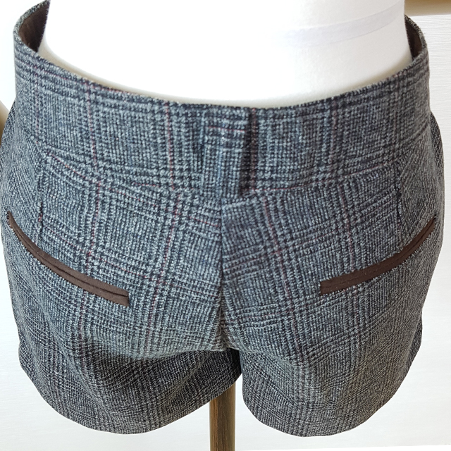 Women Short Pants Herringbone check wool short 3 p