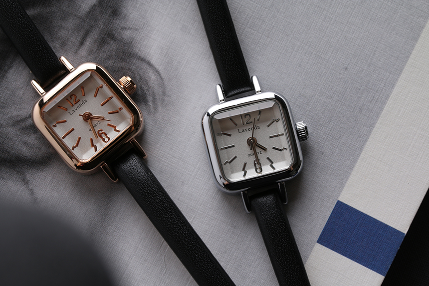 <b><p>thin leaer clock ma wrist square fason 30</p></b><b><p>薄い レザー 時計 女性の手首 正方形 ファッション 30貸し出し フレンドの贈り物</p></b><br /><br /><p align='center'>