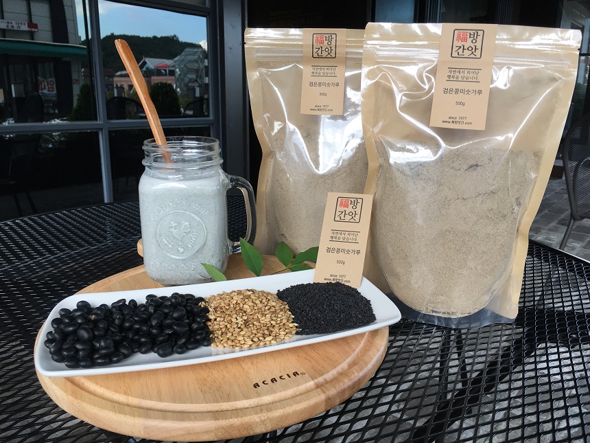 <b><p>Fox-mill Korean Black bs xed grain powder</p></b><b><p>福工場 韓国語 黒豆 ミスト粉 500g 無添加 純粋な穀物 香ばしい味 朝代用食</p></b><br /><br /><p align='center'>