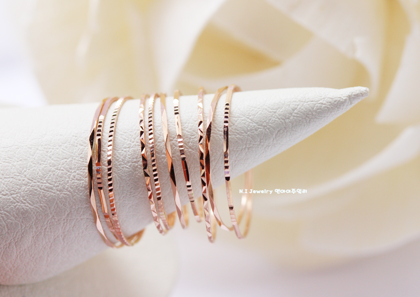 <b><p>14k Layered Thad ring cutt Guide Woman Fendship</p></b><b><p>14k 重ね着 糸リング カッティ ガイド 女性 友情 欧米</p></b><br /><br /><p align='center'>