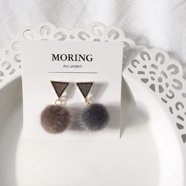 Cute winter pom-poms earrings Three-dimensional mi