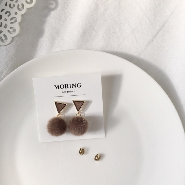 Cute winter pom-poms earrings Three-dimensional mi