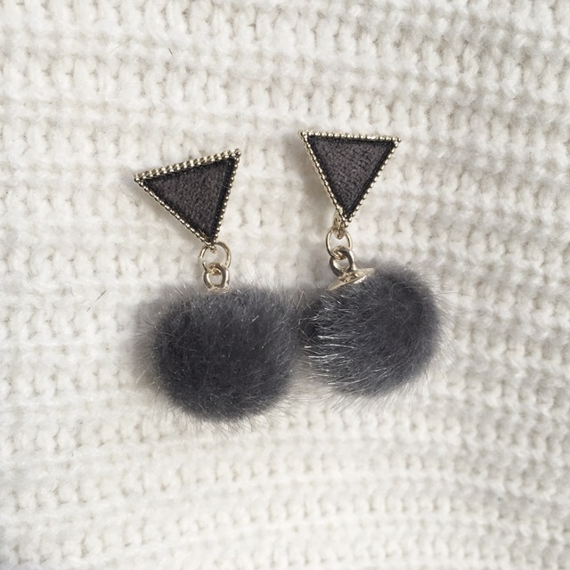 Cute winter pom-poms earrings Three-dimensional mi