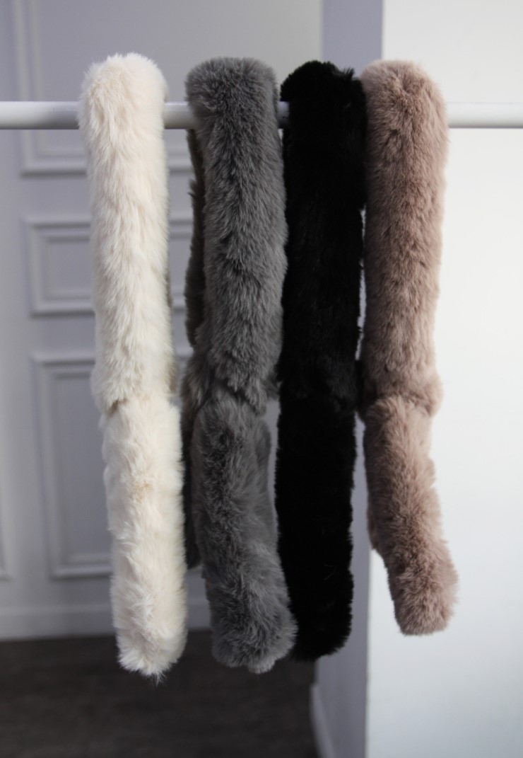 Mini fake shawl petit muffler