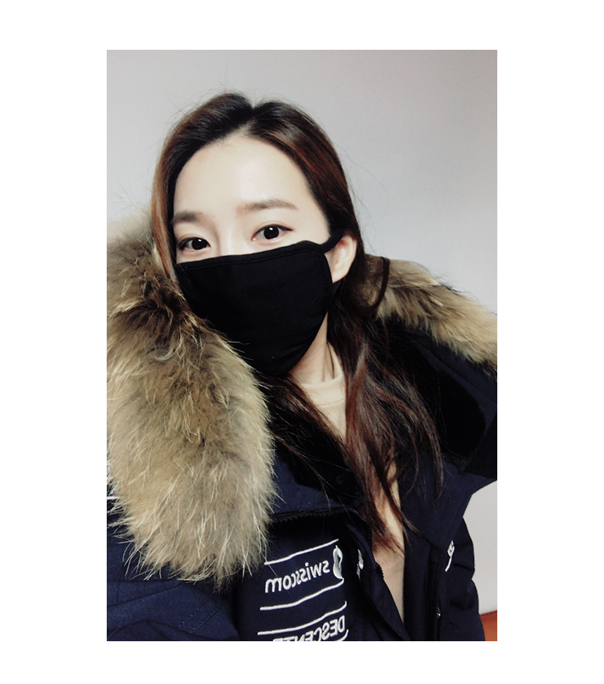 <b><p>Black mask Celebrity fhion fine dust Big</p></b><b><p>黒いマスク 芸能人 ファッション 微細粉塵 ビッグサイズ 韓国語 ブラック 黄砂</p></b><br /><br /><p align='center'>