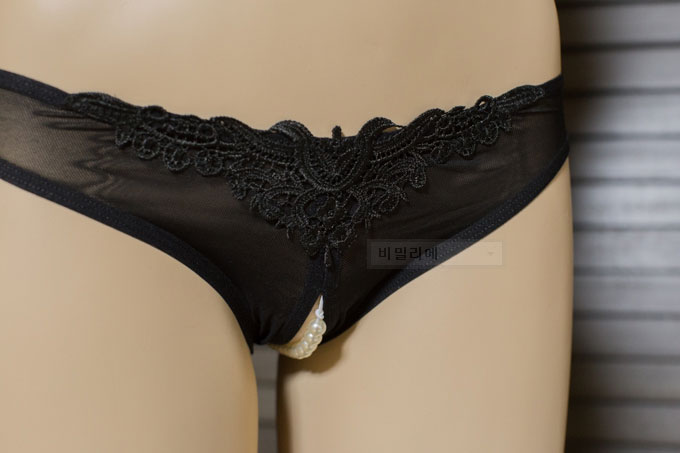 Women Underwear p4203 Sexy Girl with Open Clips