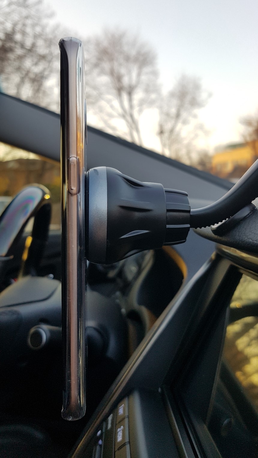 NEW MOBILE PHONE HOLDER