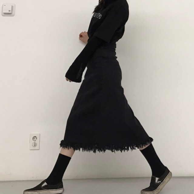 Denim Skirt High Waist Black Chunky Black Top Long