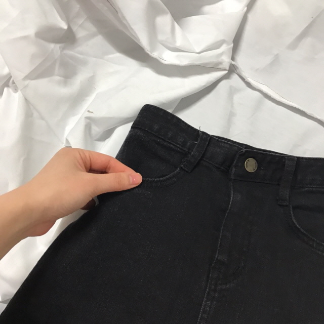 Denim Skirt High Waist Black Chunky Black Top Long