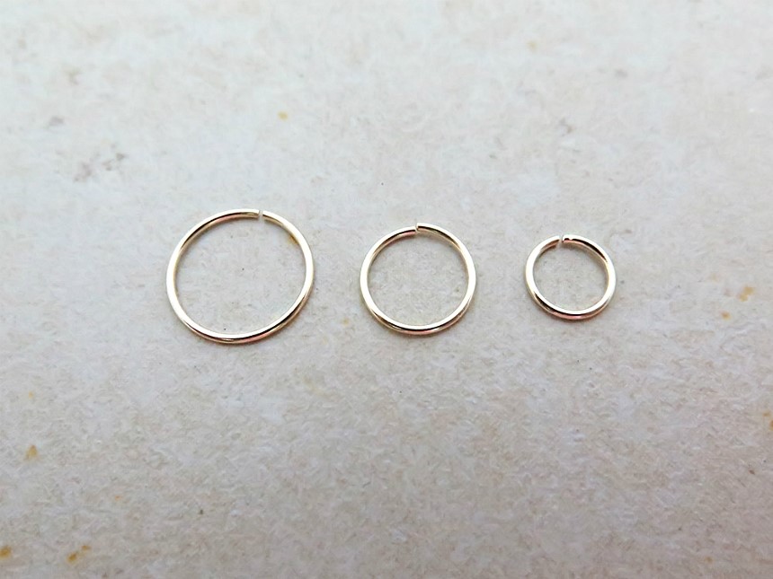 <b><p>gold Ring pierc earr 14K 10K Inn Products</p></b><b><p>ゴールド リングピアス イヤ 14K 10K インナーコンチュ トラガス 耳たぶ</p></b><br /><br /><p align='center'>