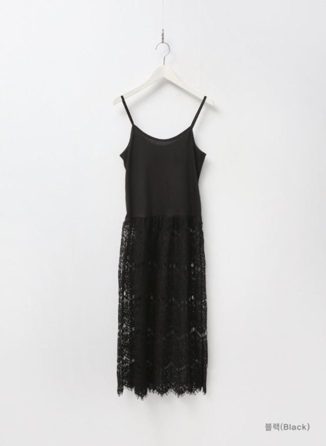 It's layered swimsuit One-piece four-seater und