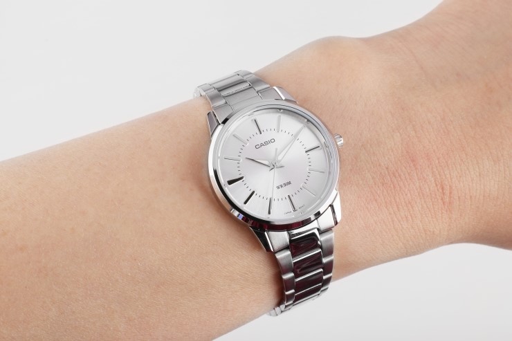 Casio couple metal watch men's girlfriend gift 