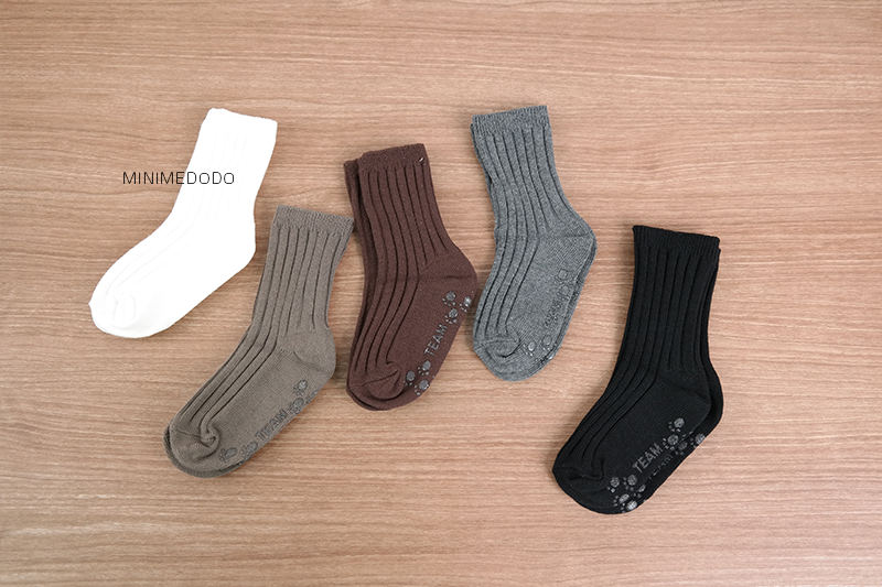 Socks Goliath Socks Girls Boys Recommendations Namdaemun Team End Team And.