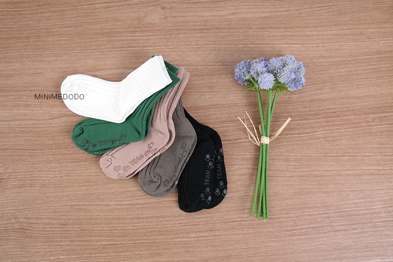 Socks Goliath Socks Girls Boys Recommendations Namdaemun Team End Team And.