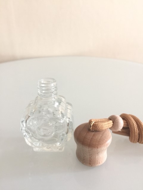 Car Air Freshener Lovely Rose Vehicle Diffuser Con