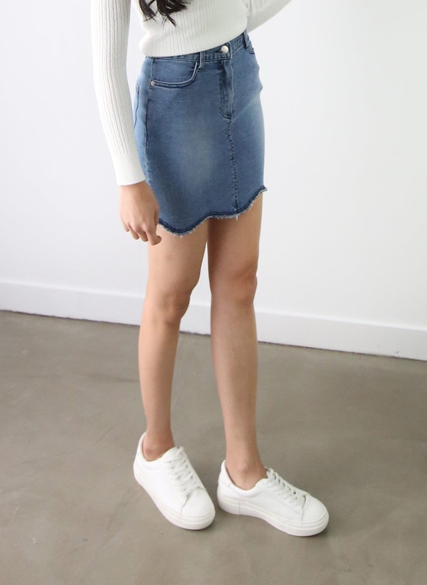 Denim Skirt Sail Wave Span H Line Lacquer Mini Den