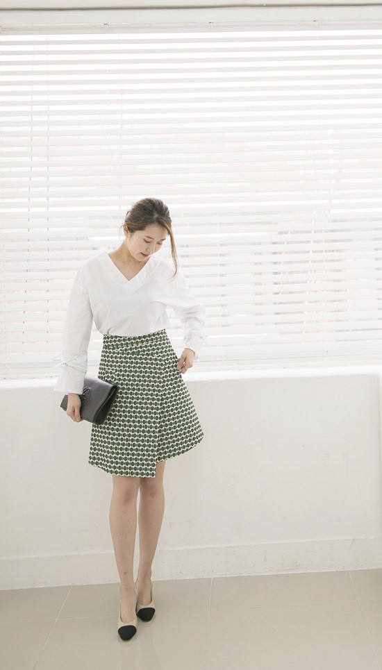Unsold Unbalanced A Line Mini Skirt Spring 20 Ladi