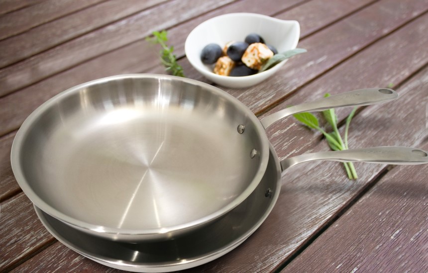 NEW FRYING PAN Hanilsuten Bergen 5 pans 26cm Comic