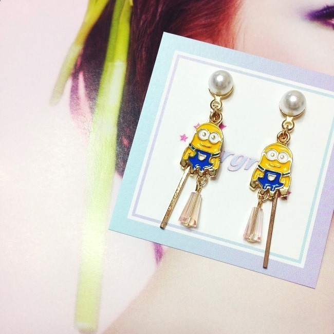 Non-Allergic Minnies Drop Earrings Friend Gifts Ch