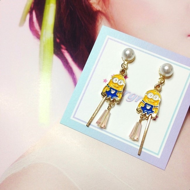 Non-Allergic Minnies Drop Earrings Friend Gifts Ch