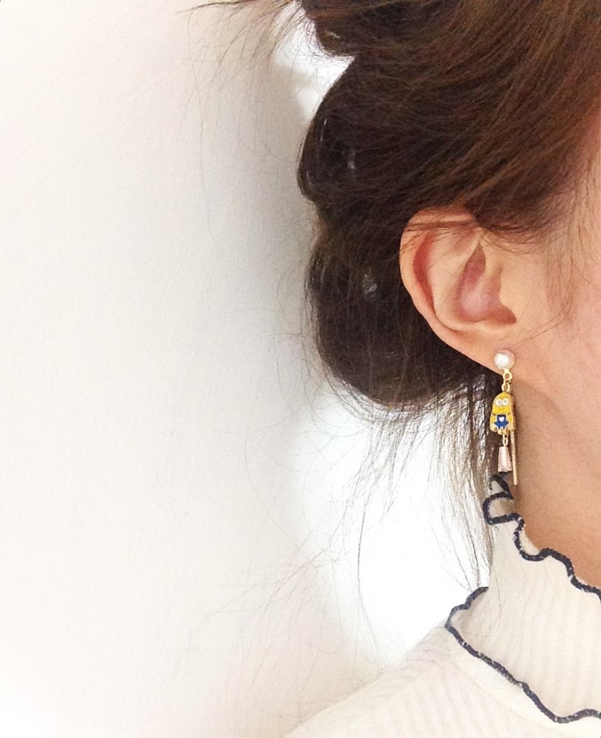 Non-Allergic Minnies Drop Earrings Friend Gifts Ch