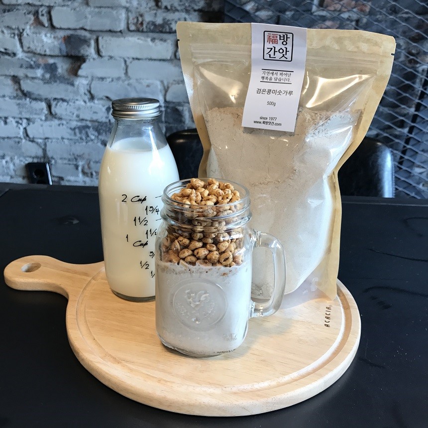 <b><p>Fox-mill Korean Black bs xed grain powder</p></b><b><p>福工場 韓国語 黒豆 ミスト粉 500g 無添加 純粋な穀物 香ばしい味 朝代用食</p></b><br /><br /><p align='center'>